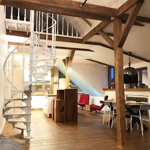 Bednarska 18 - Loft By Homeprime Warsaw
