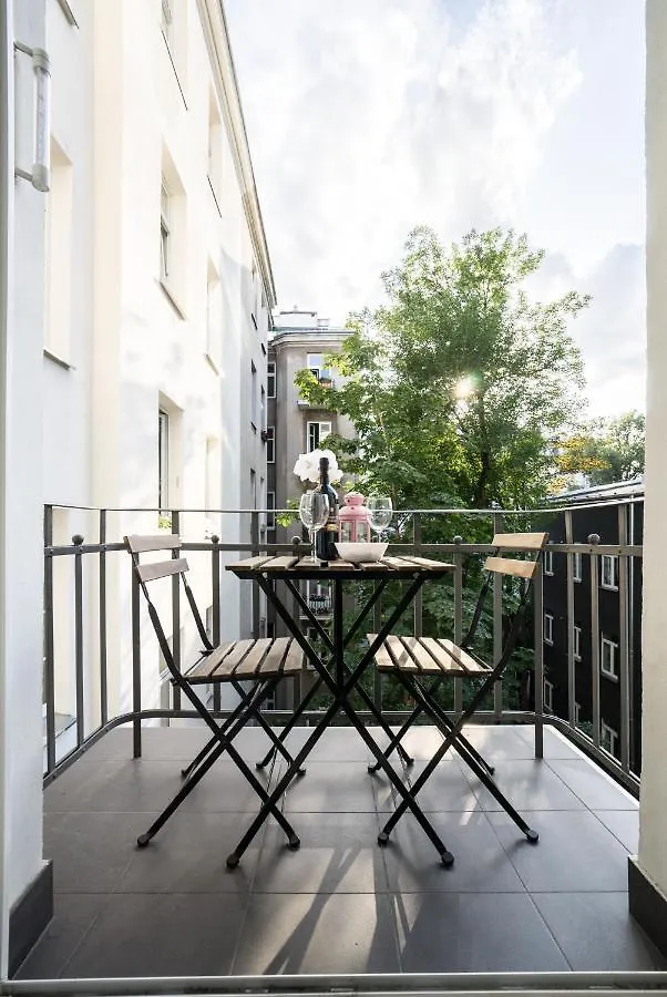 Oomph Warsaw Central Elegant Apartment Poland